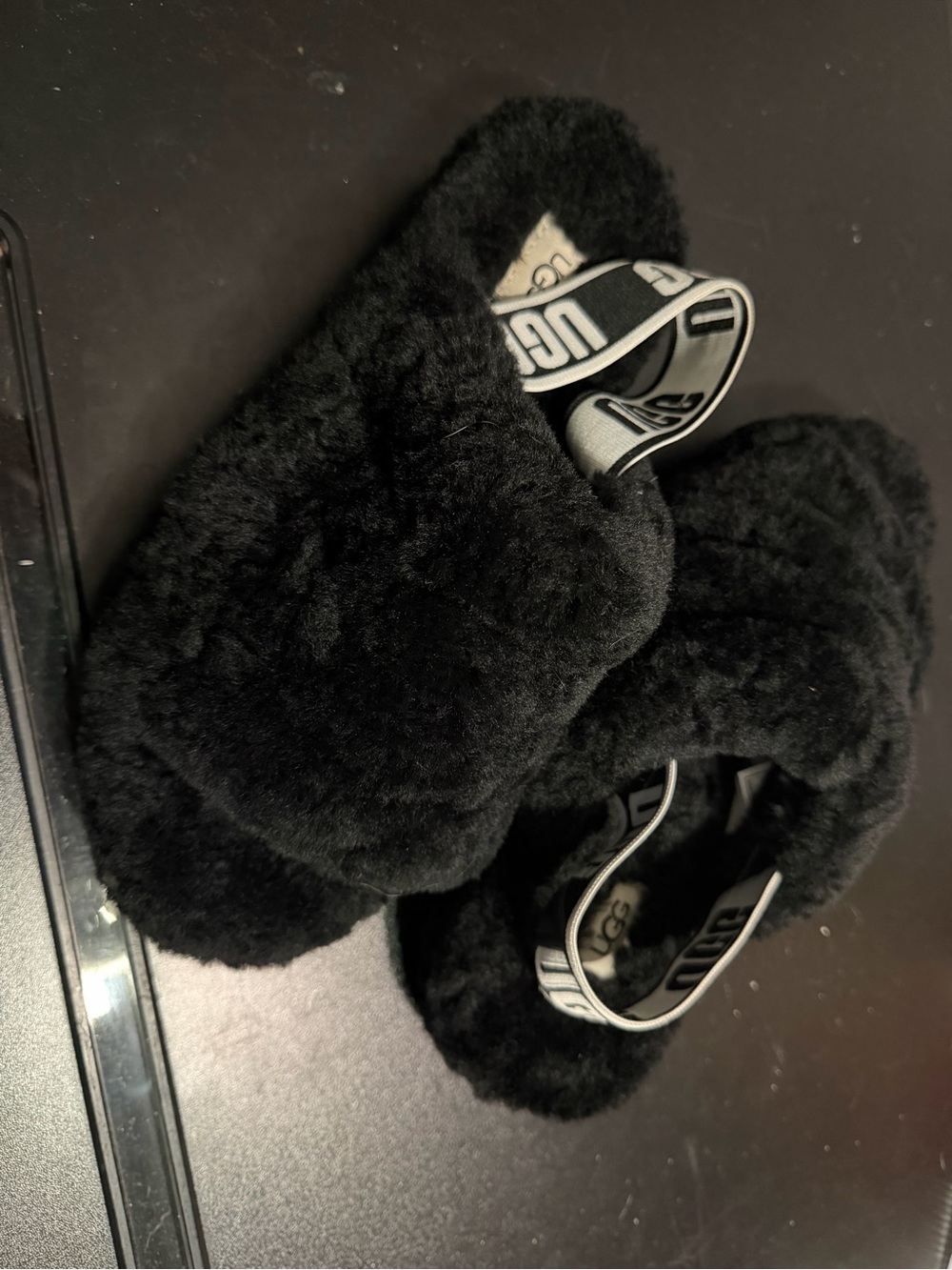 UGG Black Fluffy Slingback Slippers Sandals Women’s Size 8